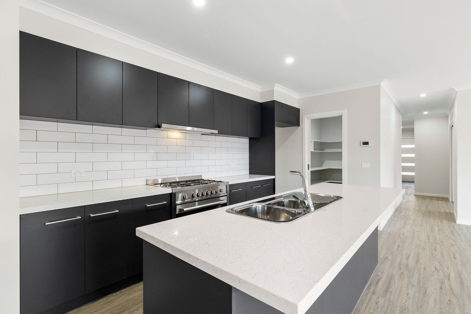 Gallery: 13 Nikolaos Street