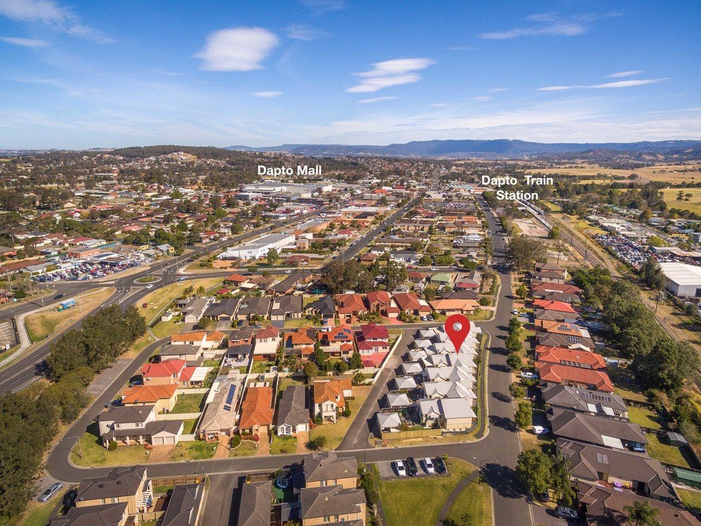 13 North Terrace DAPTO 2