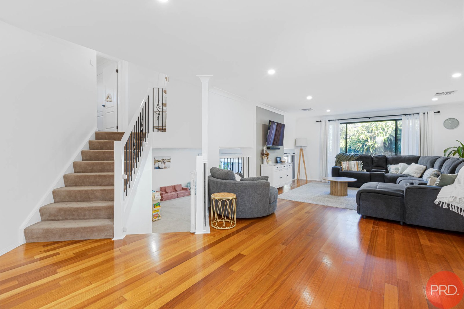 13 Norwich Avenue RAWORTH 8