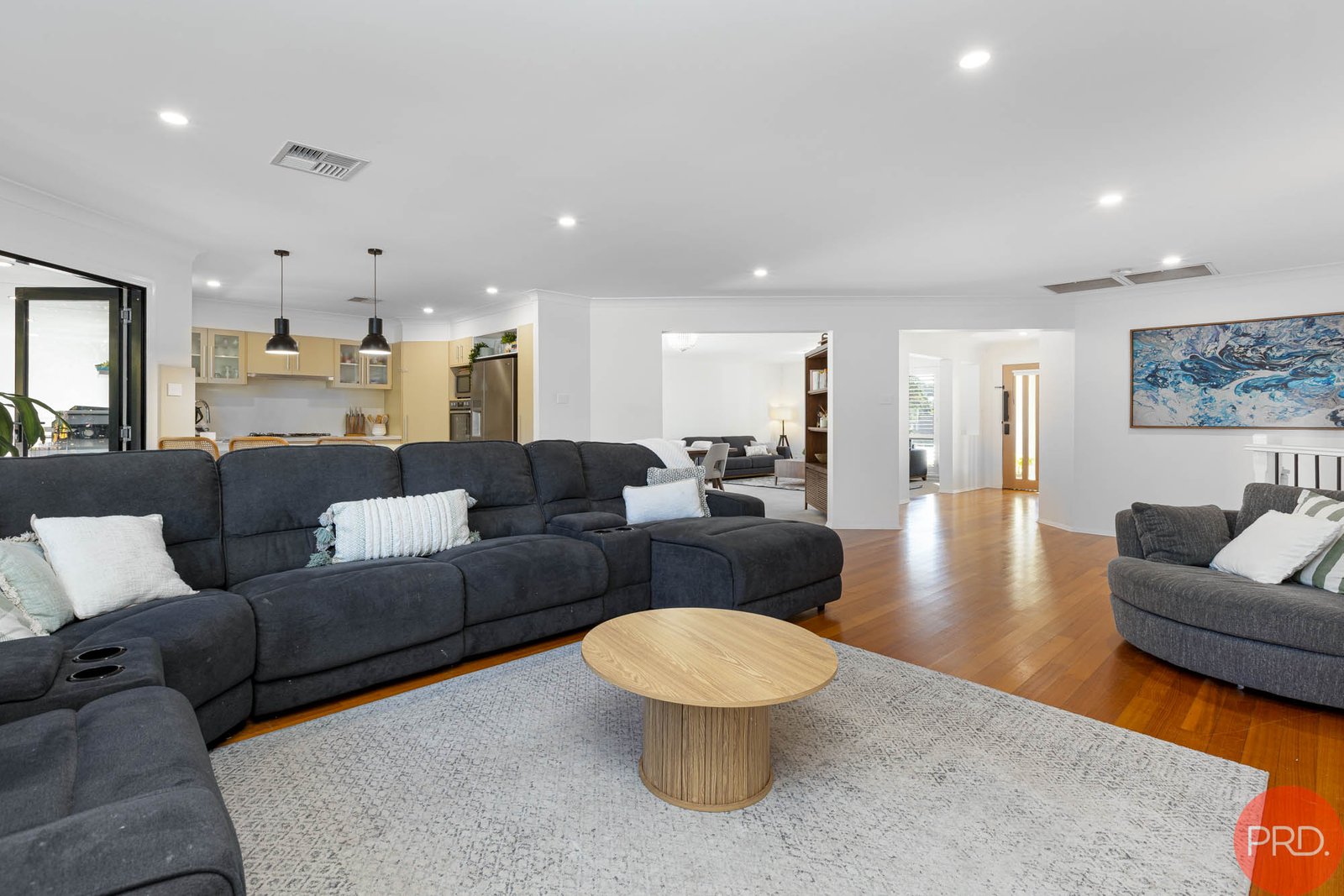 13 Norwich Avenue RAWORTH 9