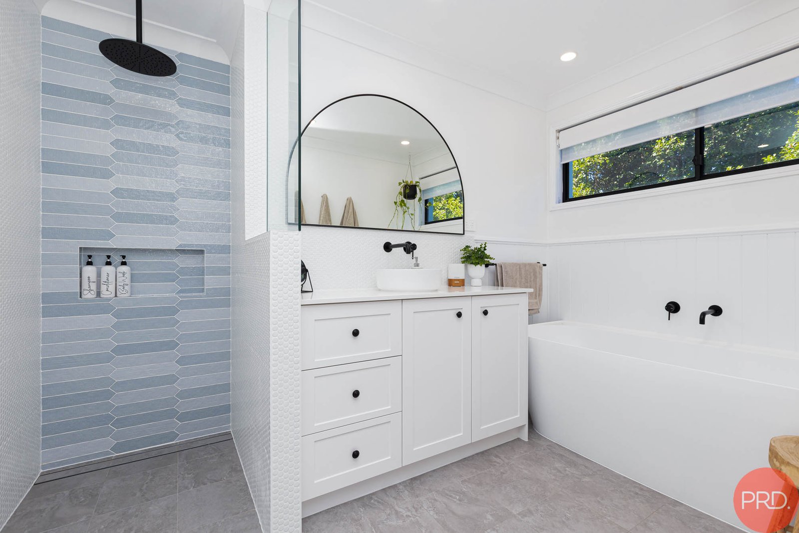 13 Norwich Avenue RAWORTH 16