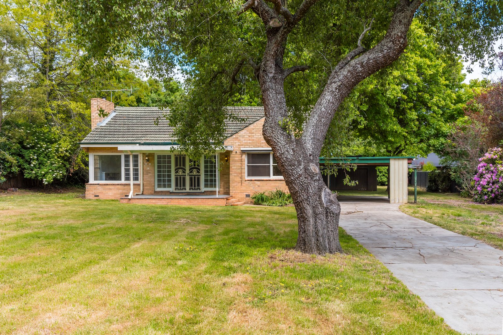 Real Estate and Property in 13 Old Lancefield Road, Woodend, VIC