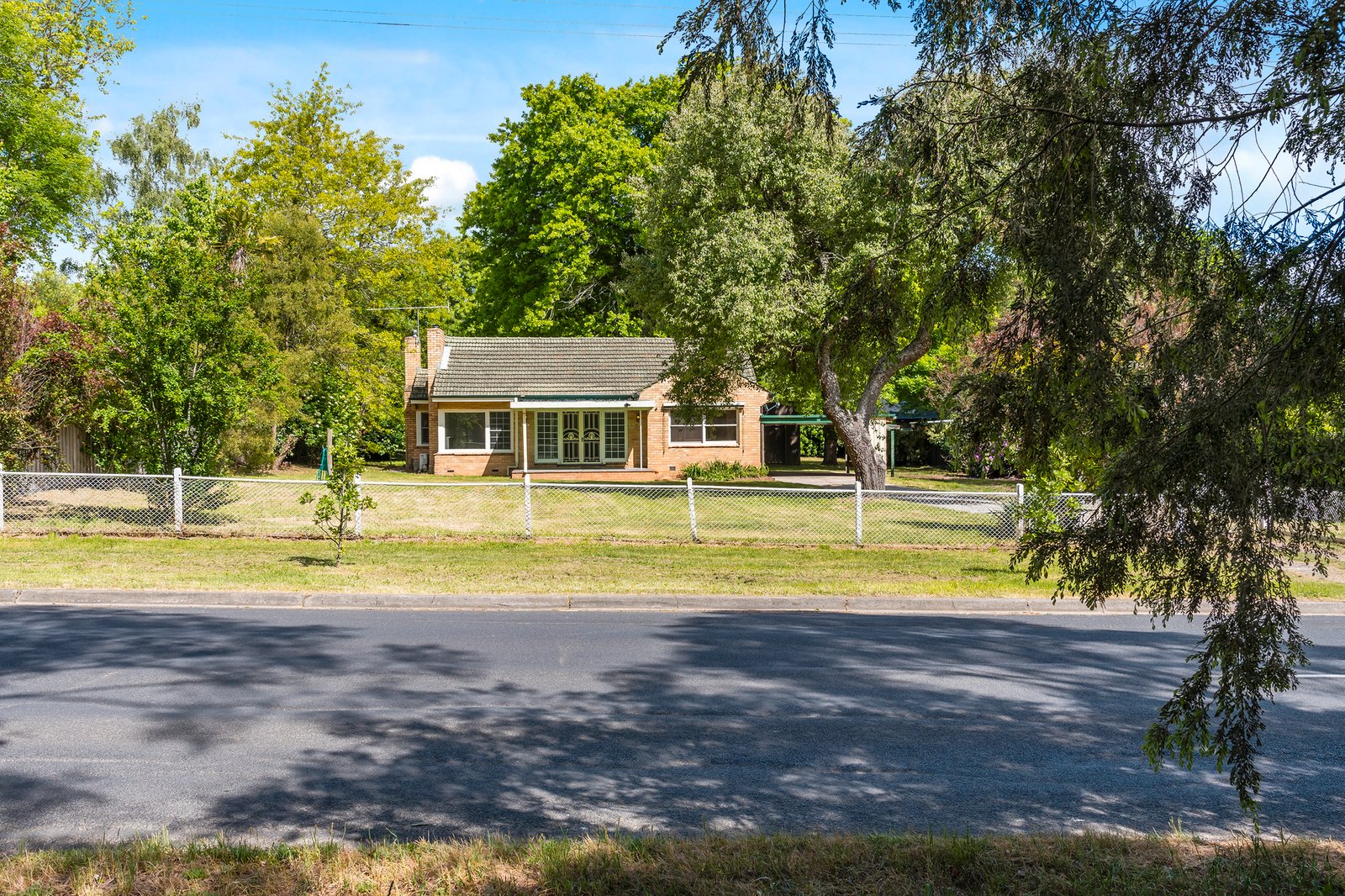 Real Estate and Property in 13 Old Lancefield Road, Woodend, VIC