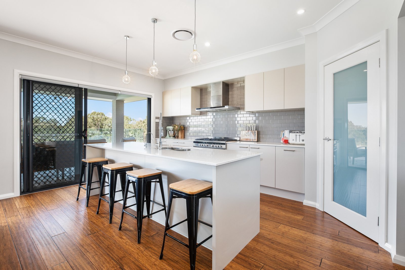 13 Orlando Close WINDELLA 14