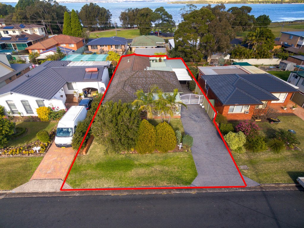 13 Palmer Avenue KANAHOOKA 11