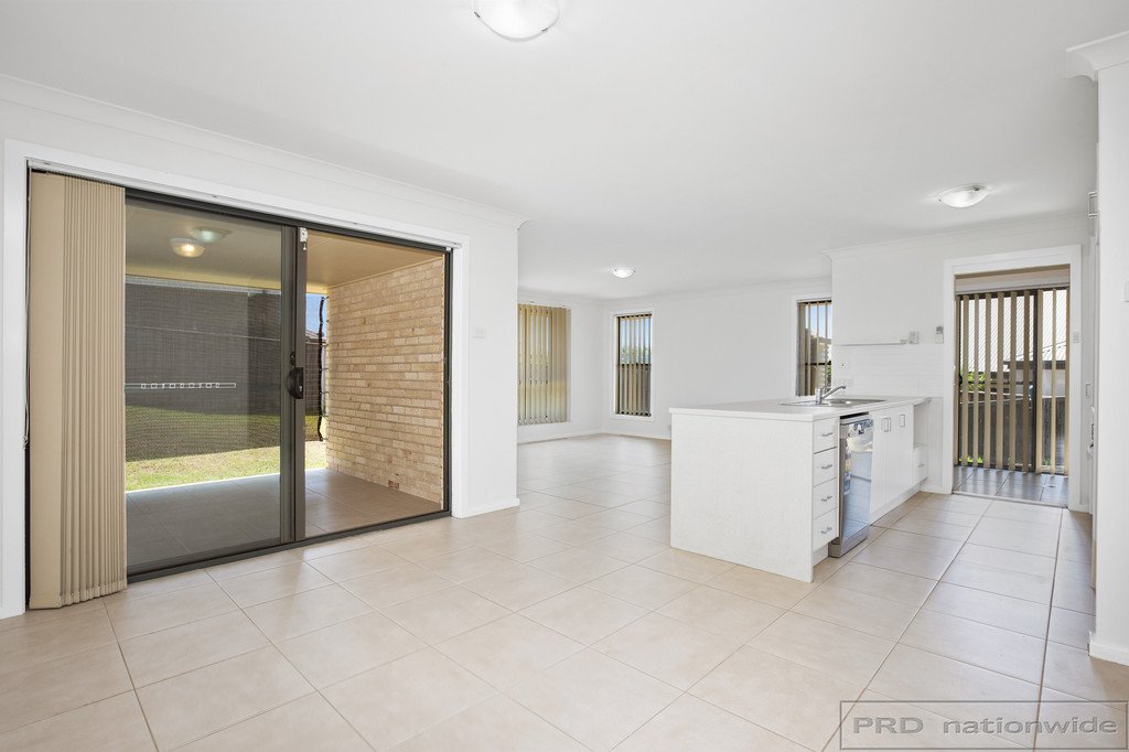 13 paperbark Parade ABERGLASSLYN 5
