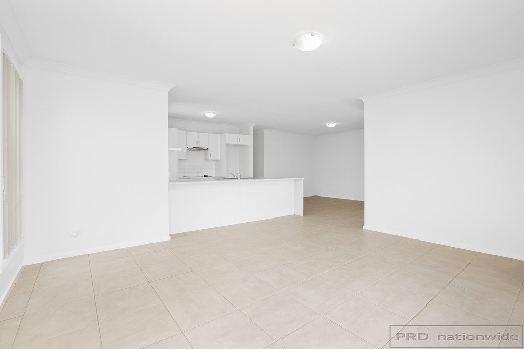 13 paperbark Parade ABERGLASSLYN 6