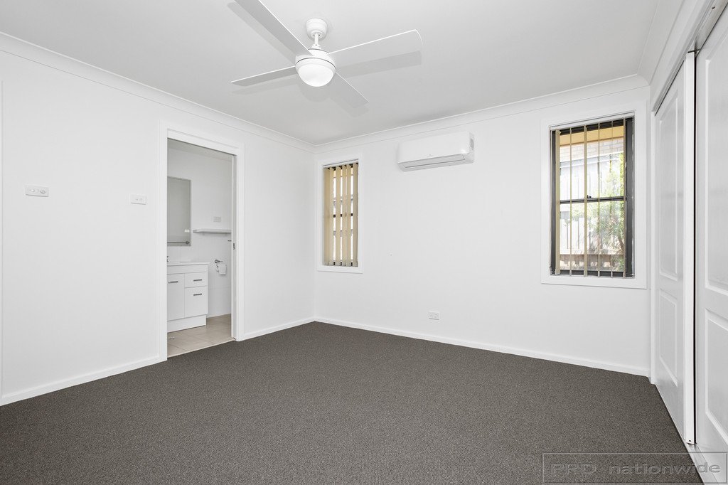 13 paperbark Parade ABERGLASSLYN 9