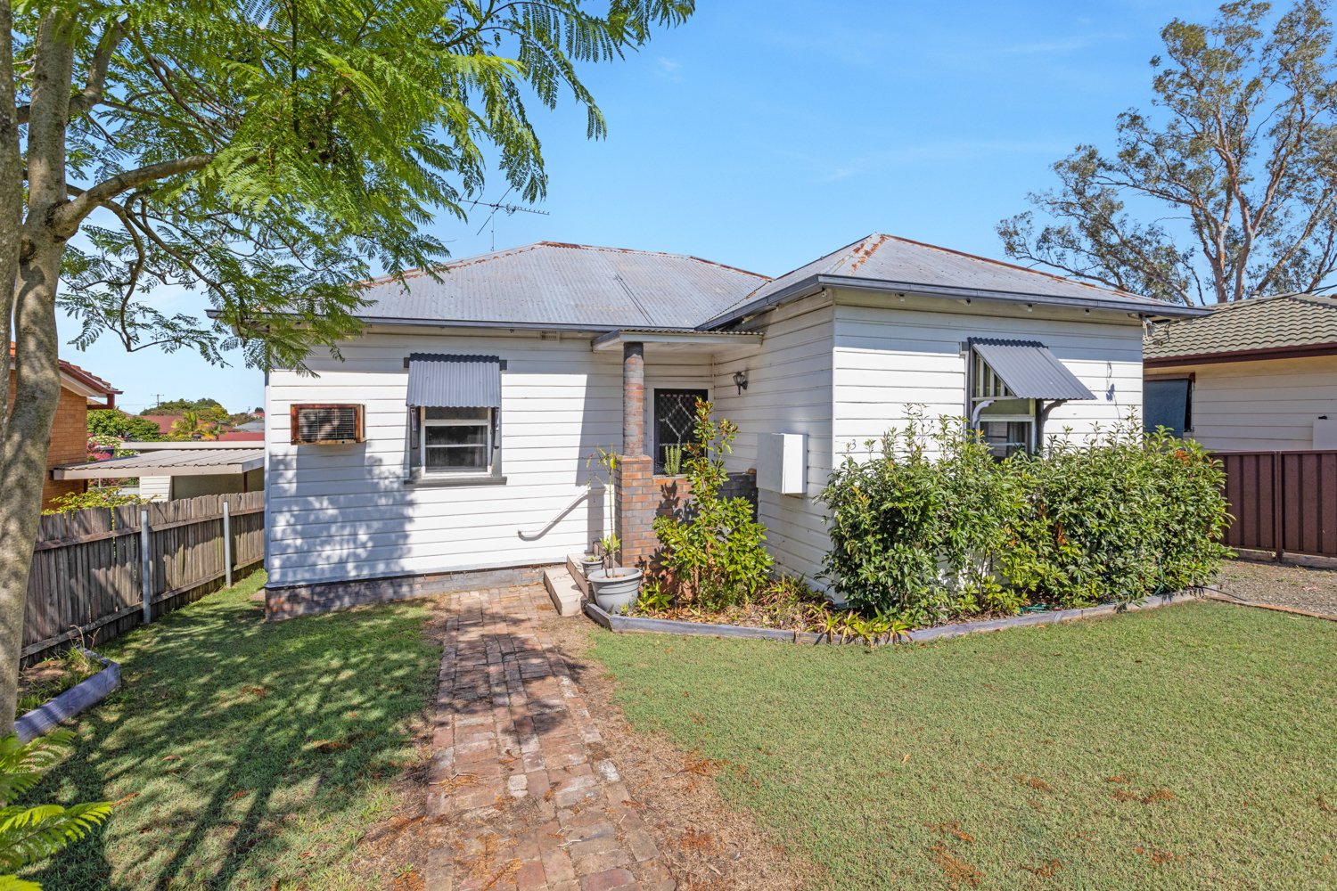 13 Parkes Street RUTHERFORD 2