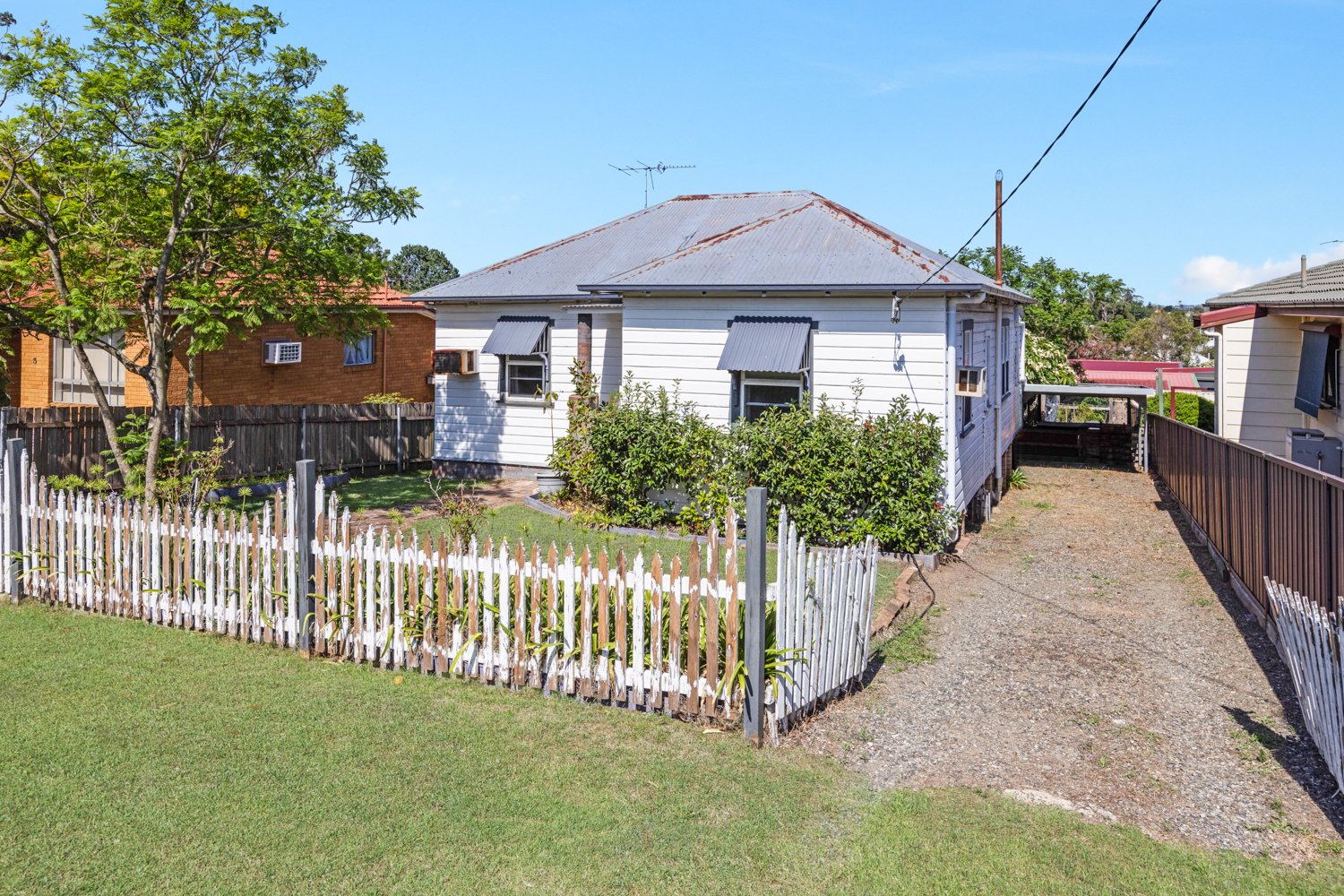 13 Parkes Street RUTHERFORD 3