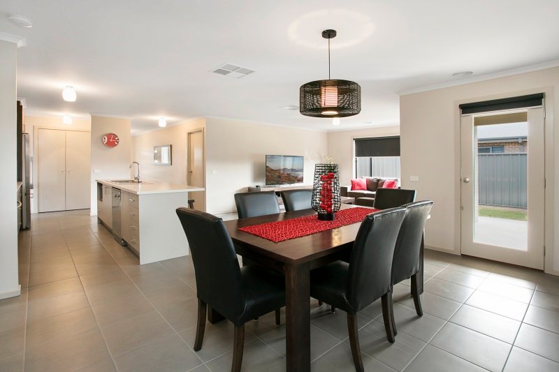 13 Parkview Boulevard HUNTLY 4