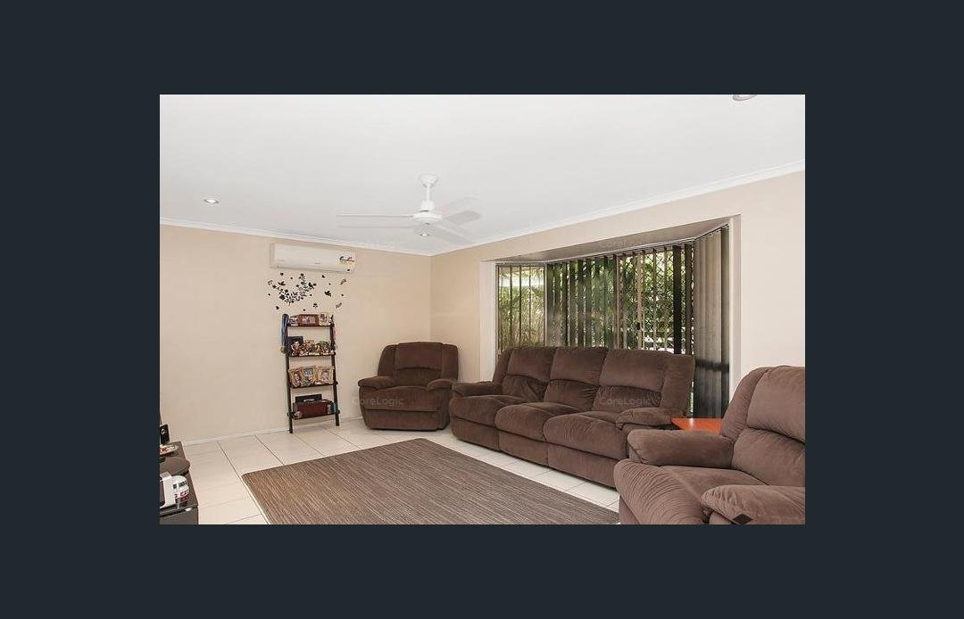 13 Paul Court CARRARA 4