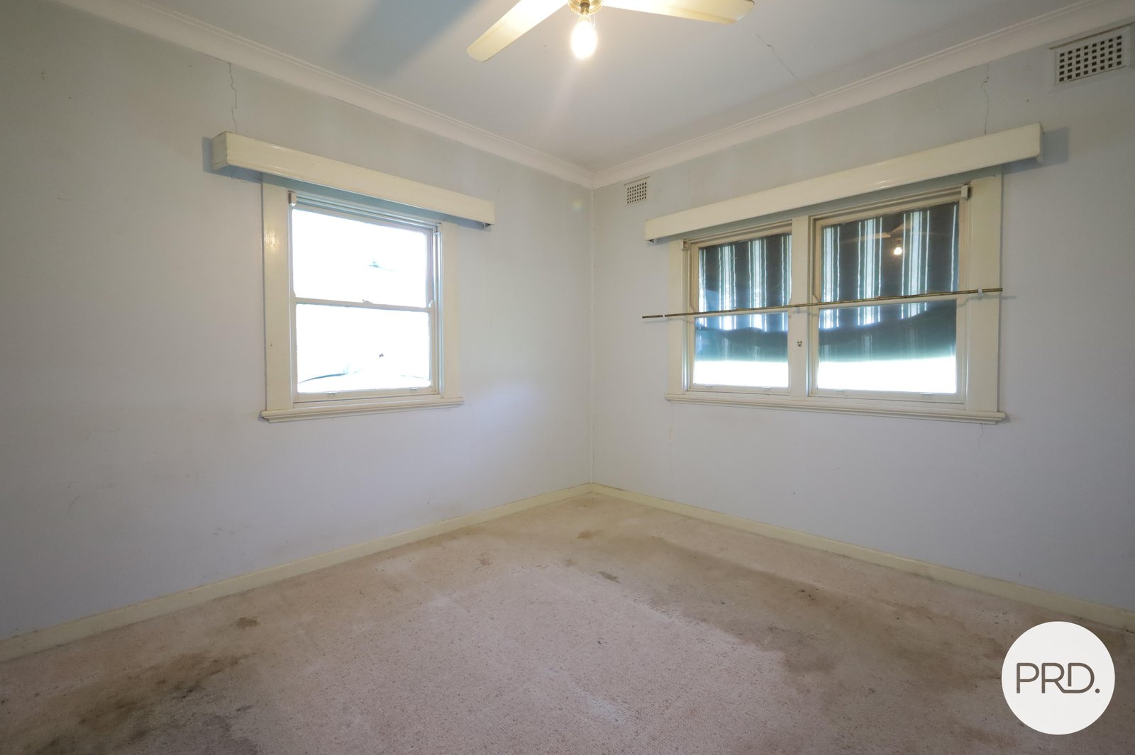 13 Pearce Street PARKES 3