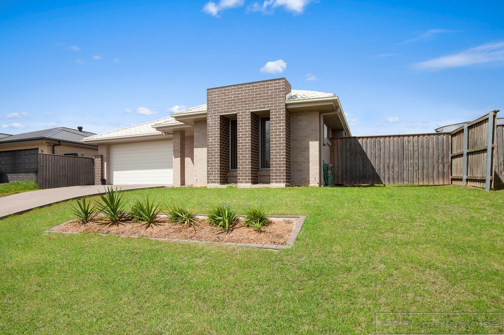 13 Pebble Creek Way GILLIESTON HEIGHTS 17