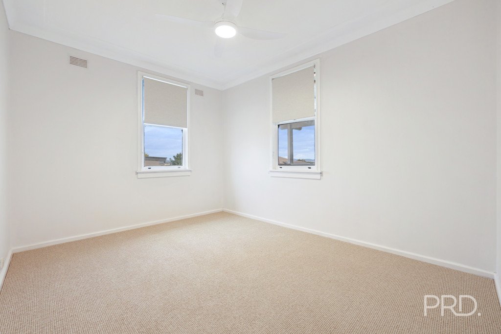 13 Peel Street TAMWORTH 9
