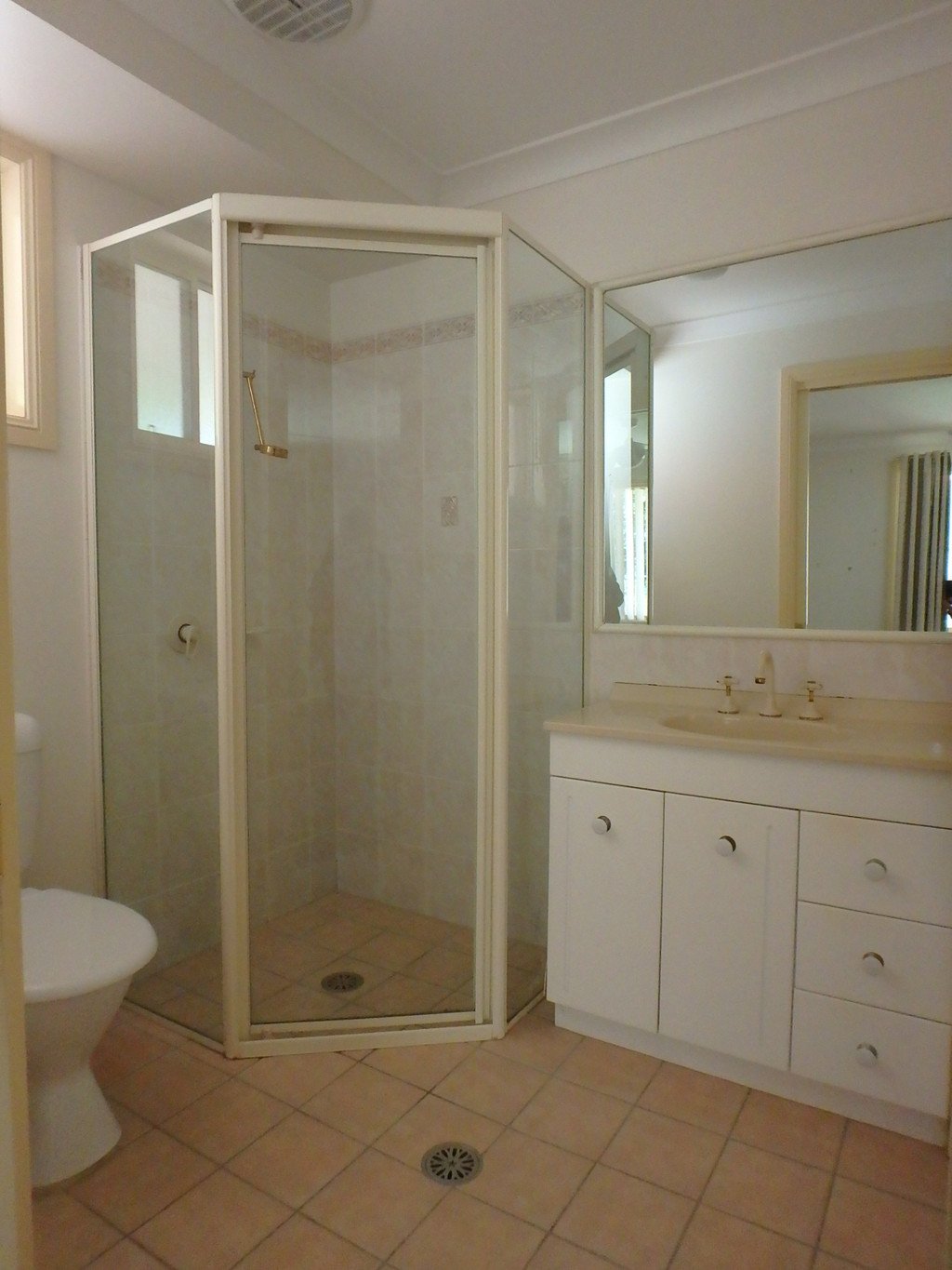 13 Pelican Court WEST HAVEN 5