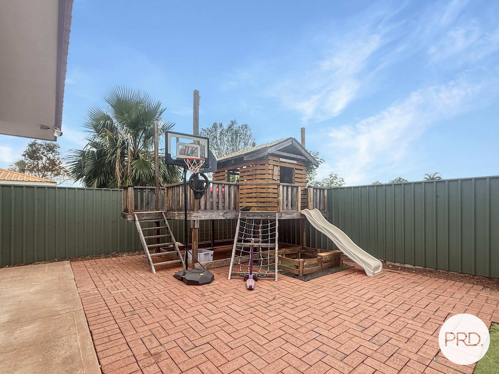 13 Pelusey Way NICKOL 7