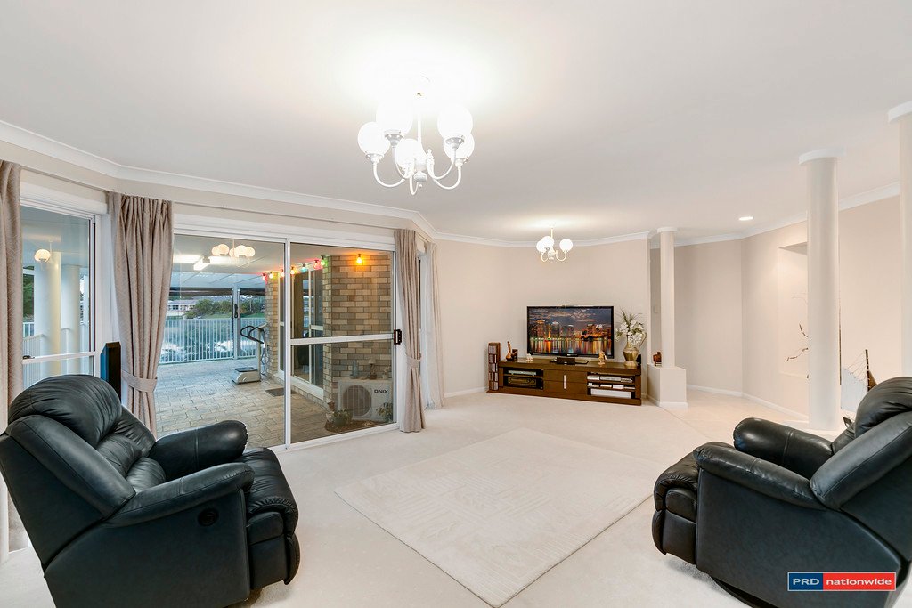 13 Placid Court VARSITY LAKES 6
