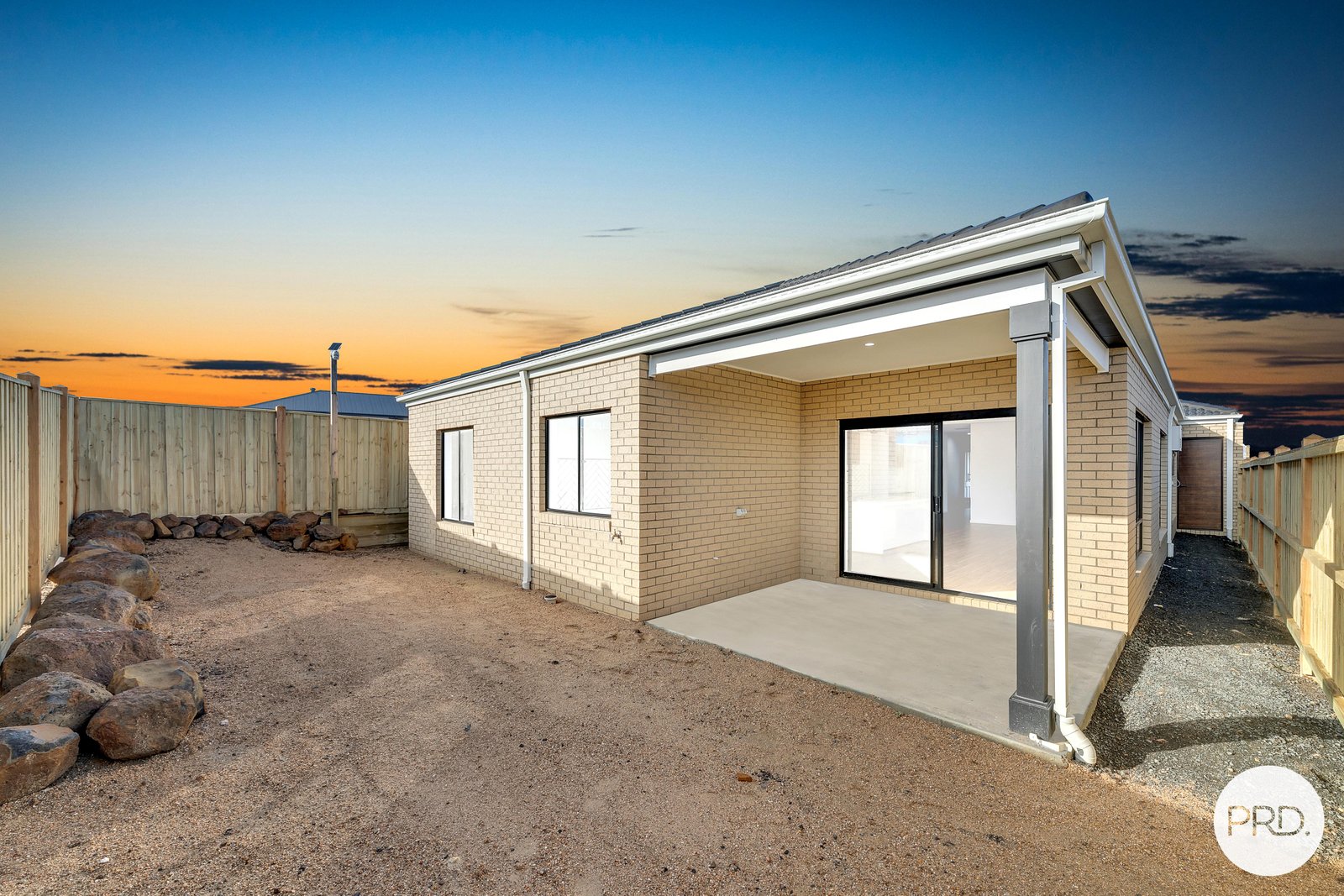 13 Plymouth Way SMYTHES CREEK 26