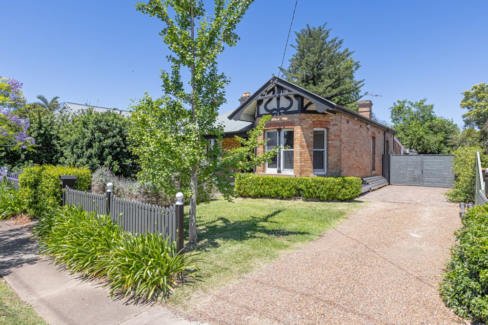 13 Queen Street LORN 2