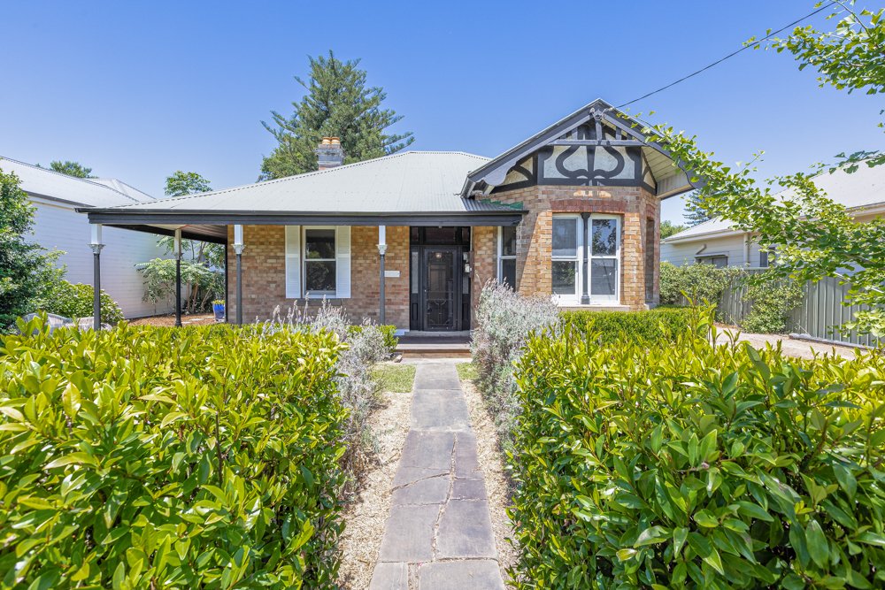 13 Queen Street LORN 3