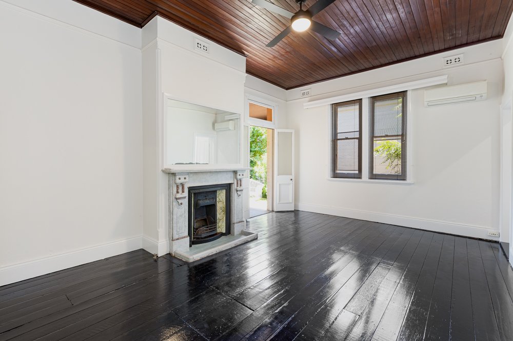 13 Queen Street LORN 6