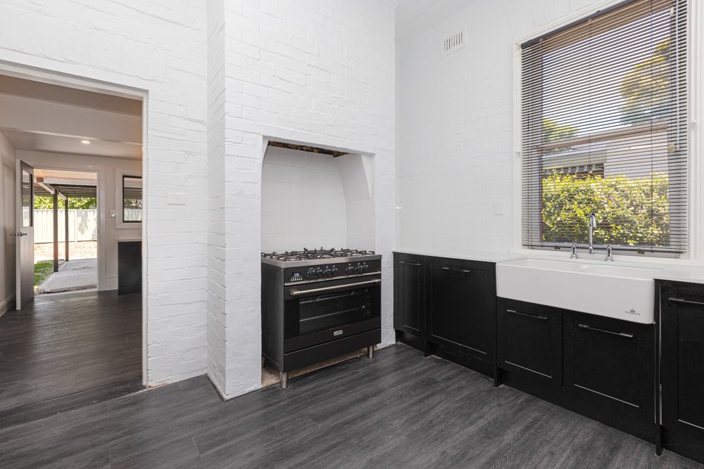 13 Queen Street LORN 14