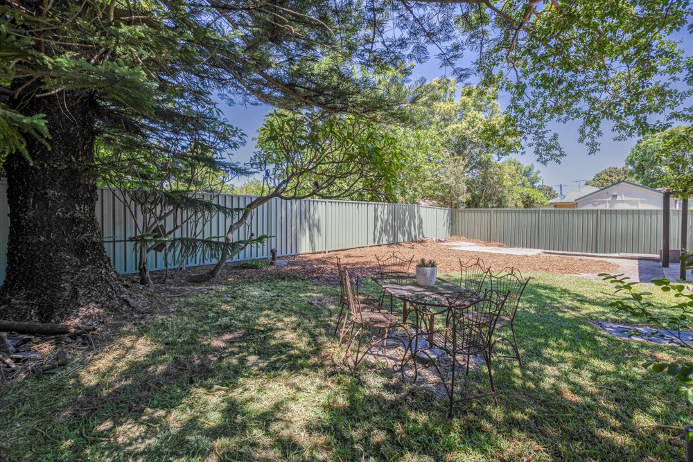 13 Queen Street LORN 21