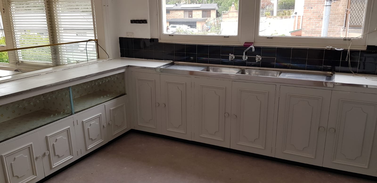 13 Queens Road CONNELLS POINT 7