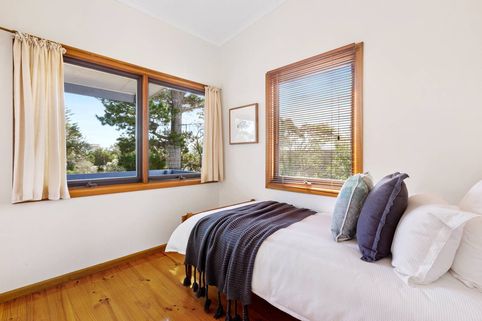 Real Estate and Property in 13 Queens Road, Sorrento, VIC