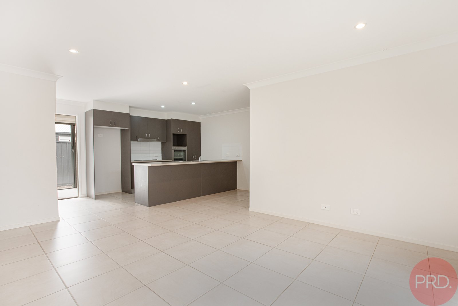 13 Radiant Avenue LARGS 4