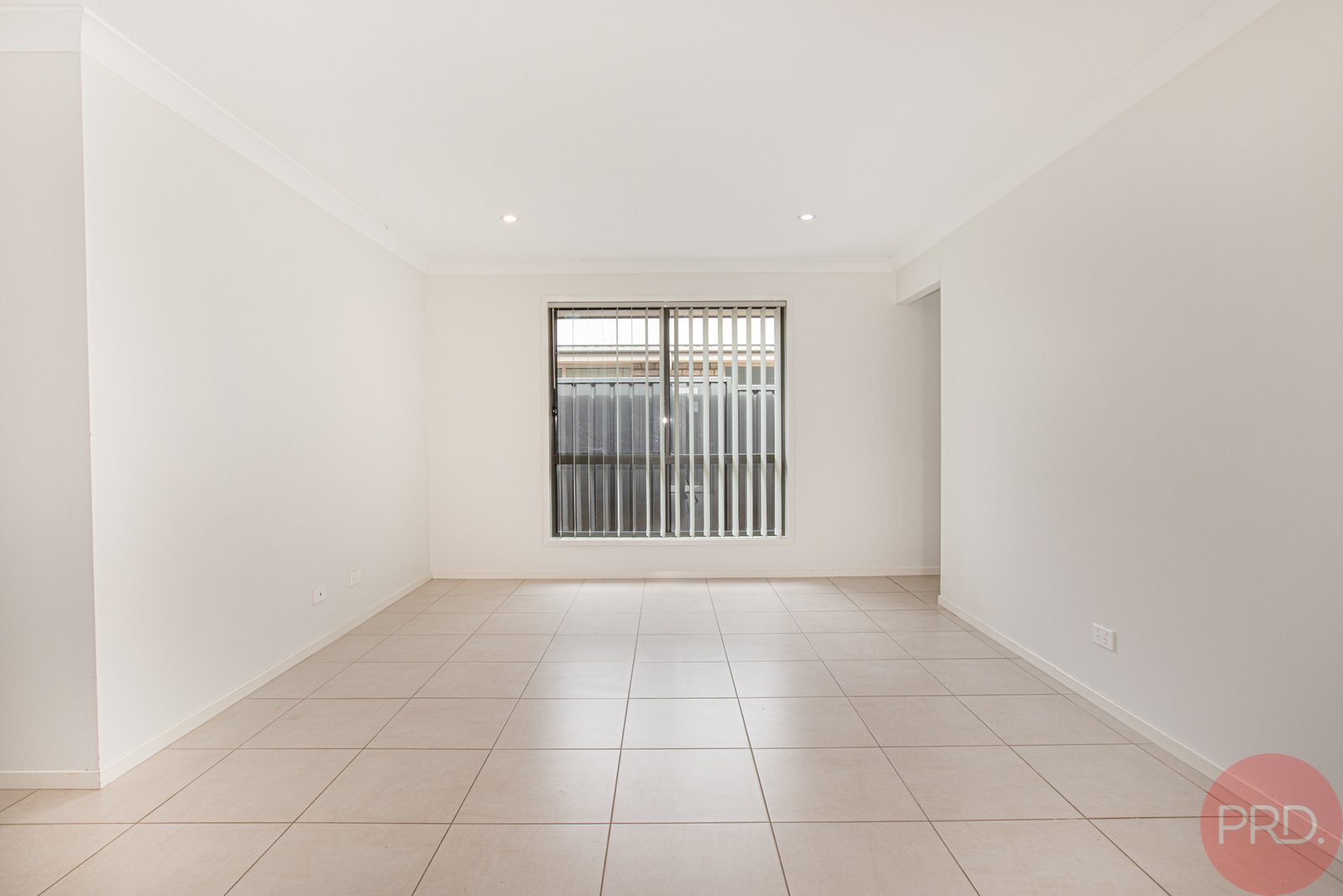 13 Radiant Avenue LARGS 6