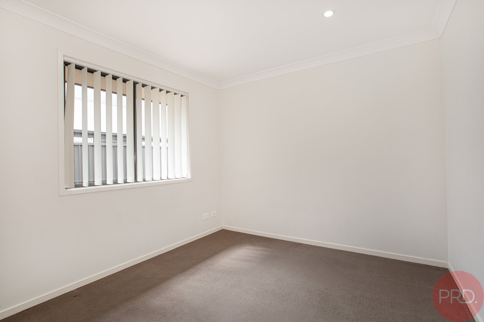 13 Radiant Avenue LARGS 11