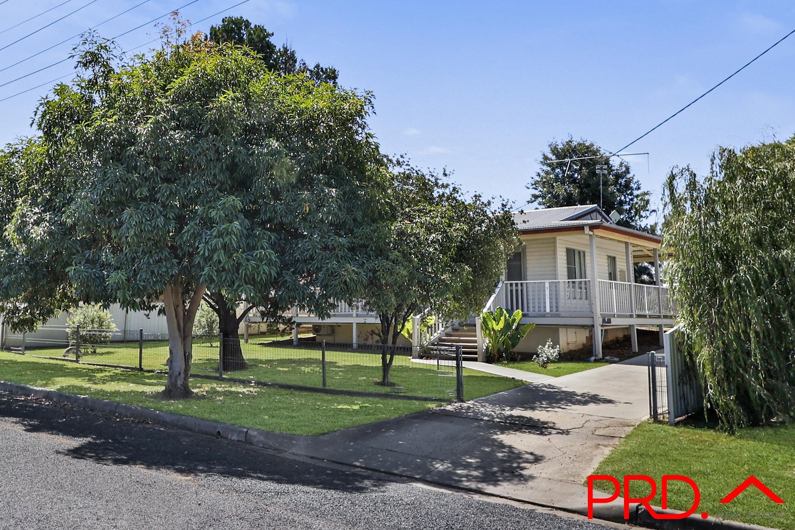 13 Railway Street TAMWORTH 2