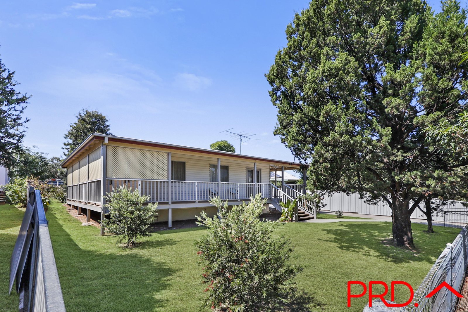 13 Railway Street TAMWORTH 3