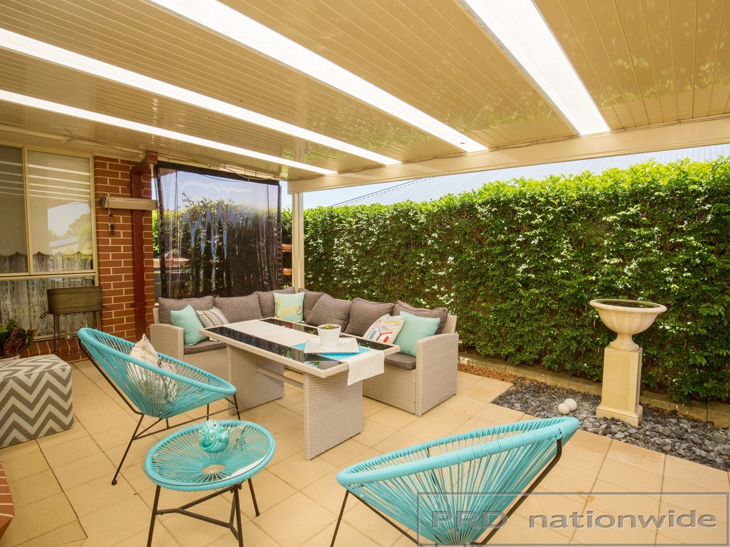 13 Ribbonwood Close LARGS 16