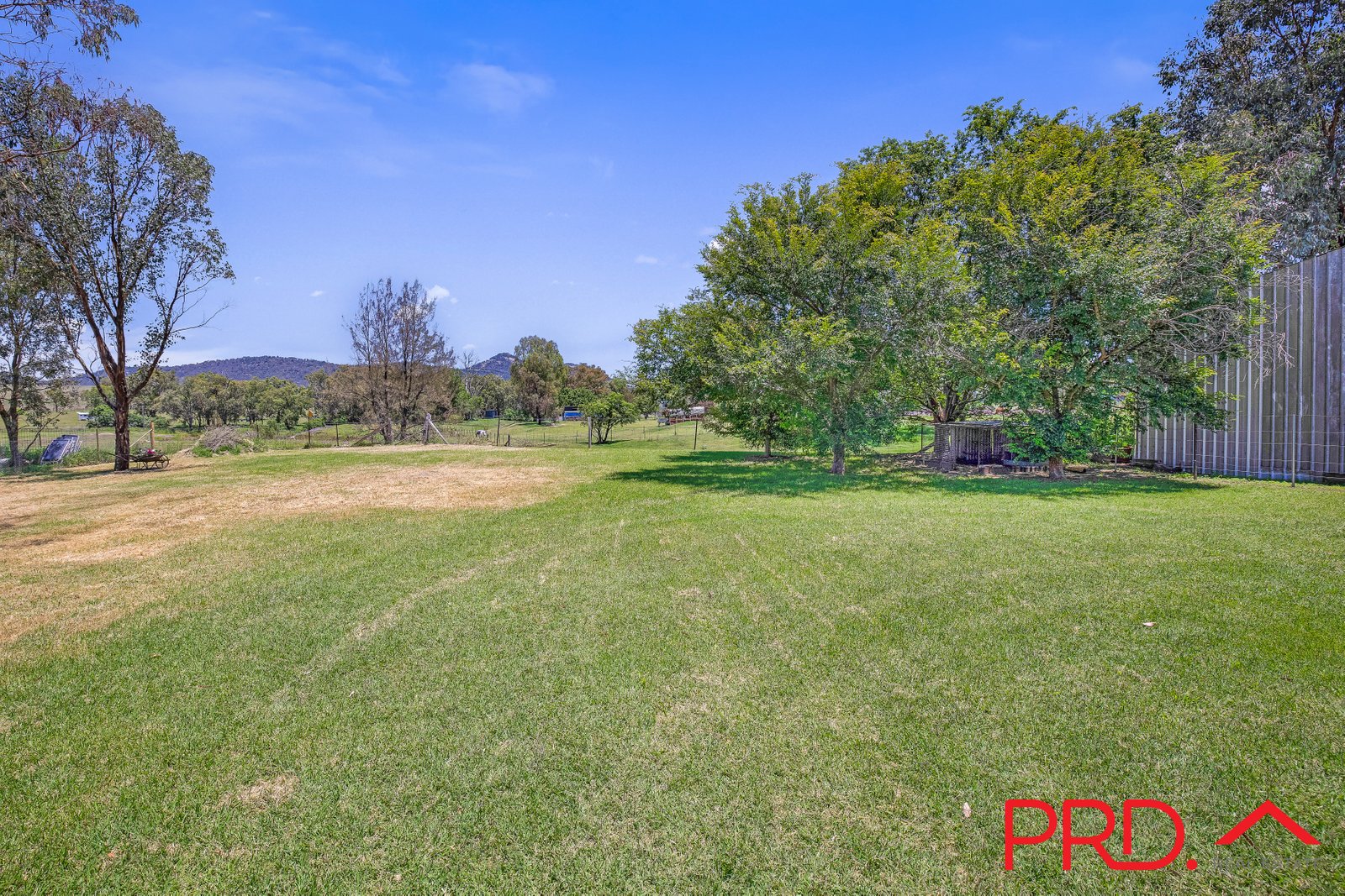 13 River Street MOONBI 14