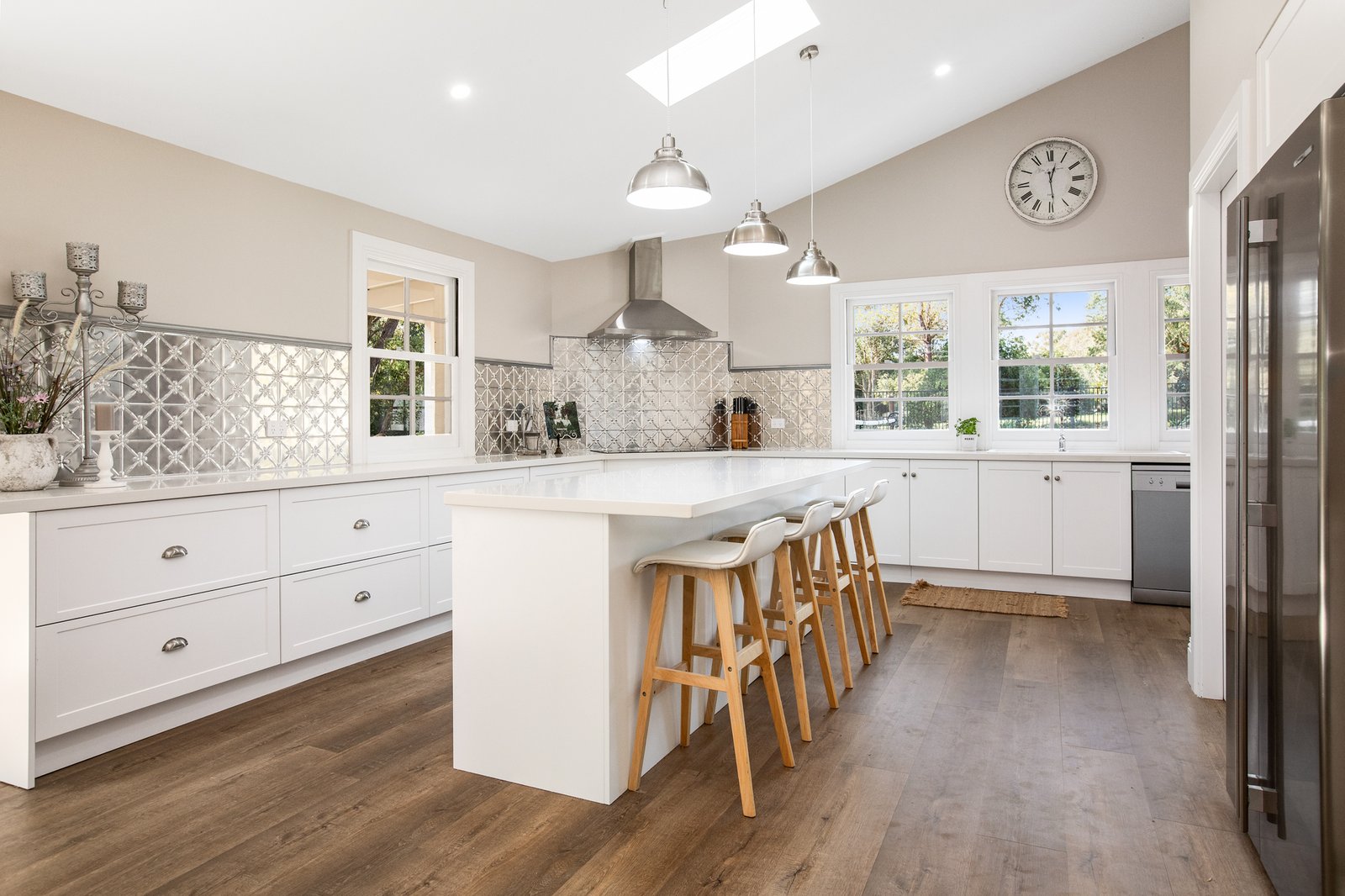 13 Riverview Road BOLWARRA HEIGHTS 2