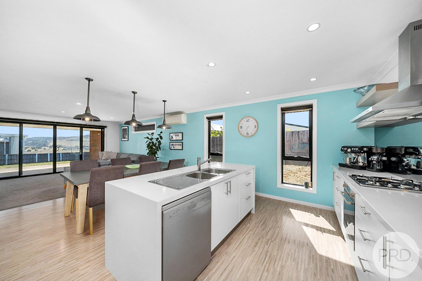 13 Riviera Drive OLD BEACH 2