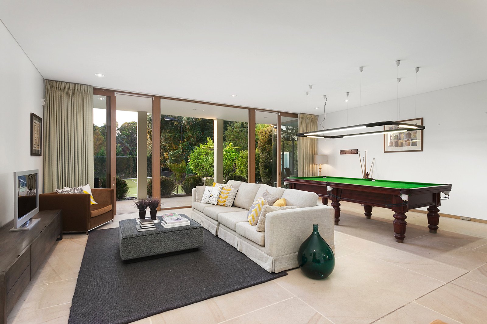 Real Estate and Property in 13 Robertson Street, Toorak, VIC