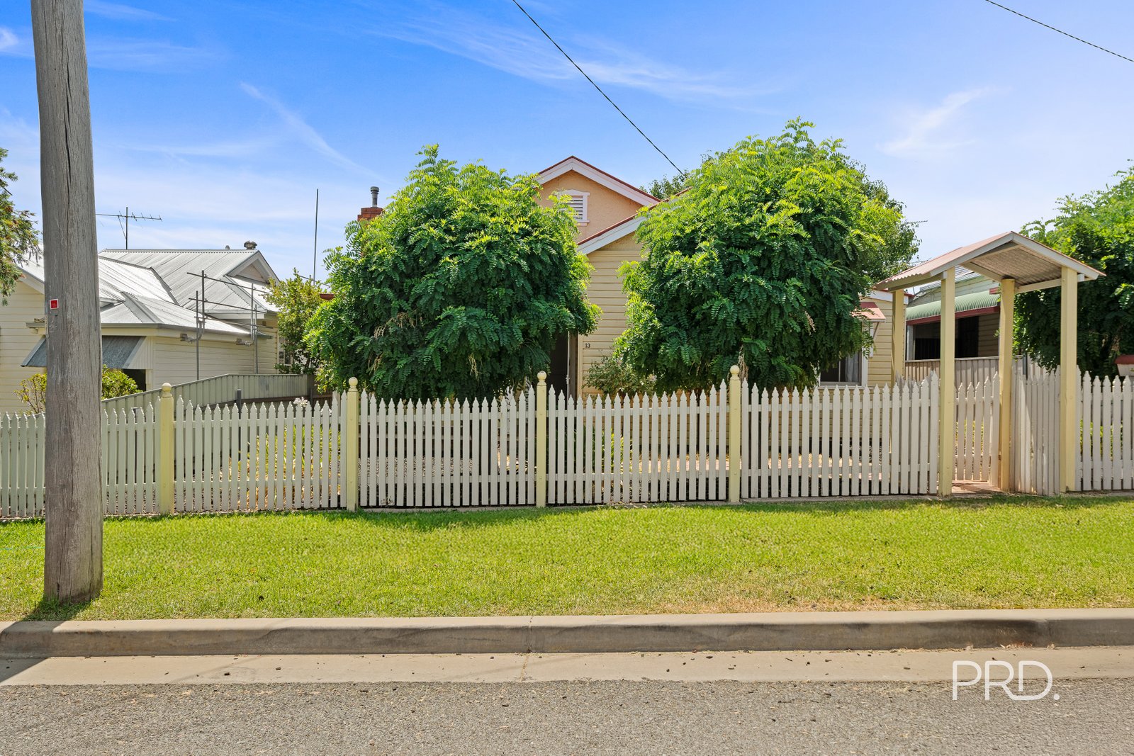 13 Roma Street WAGGA WAGGA 3