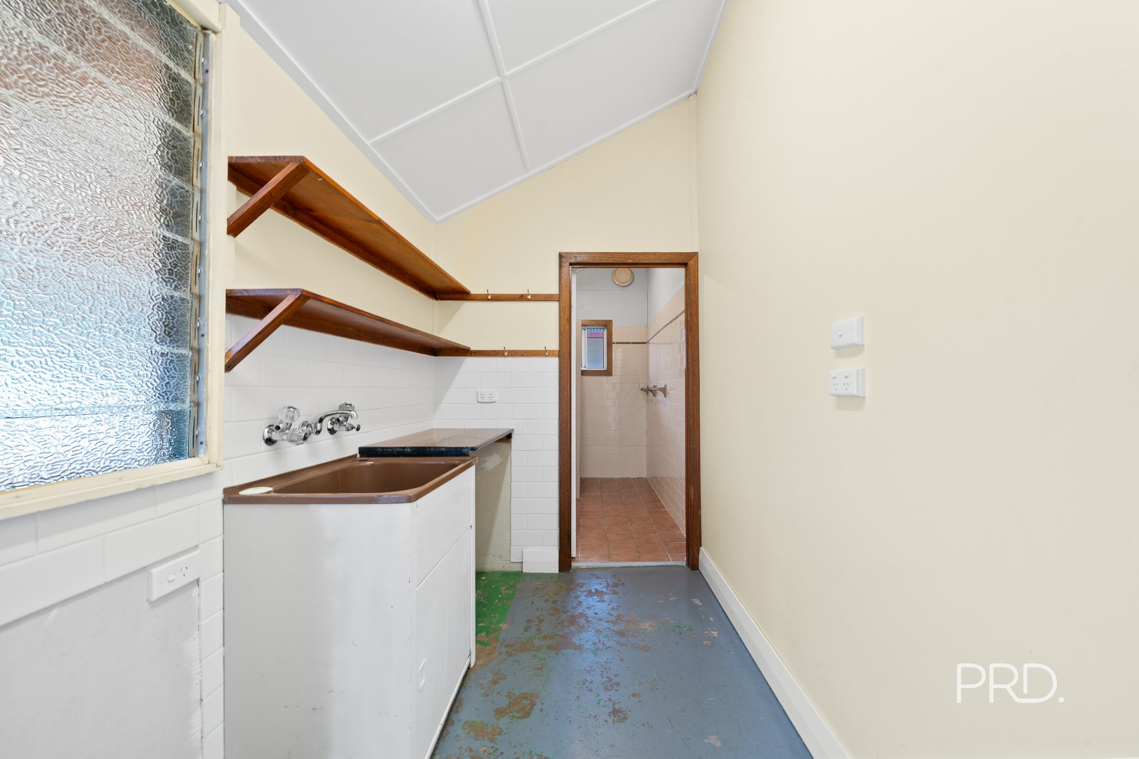 13 Roma Street WAGGA WAGGA 12