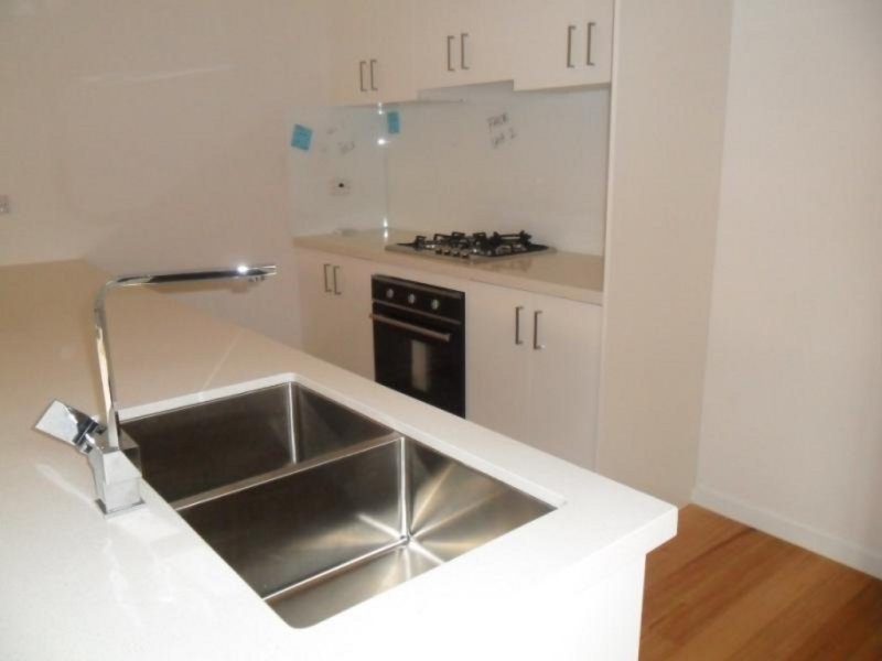 Gallery: 1/3 Rooney Street