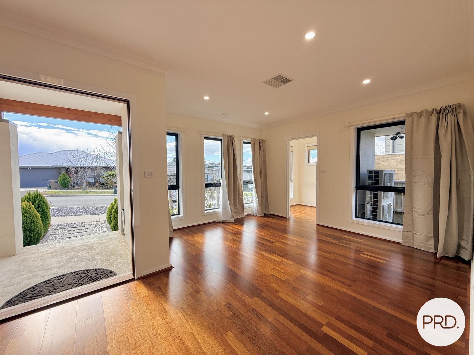 13 Rothera Street DENMAN PROSPECT 2