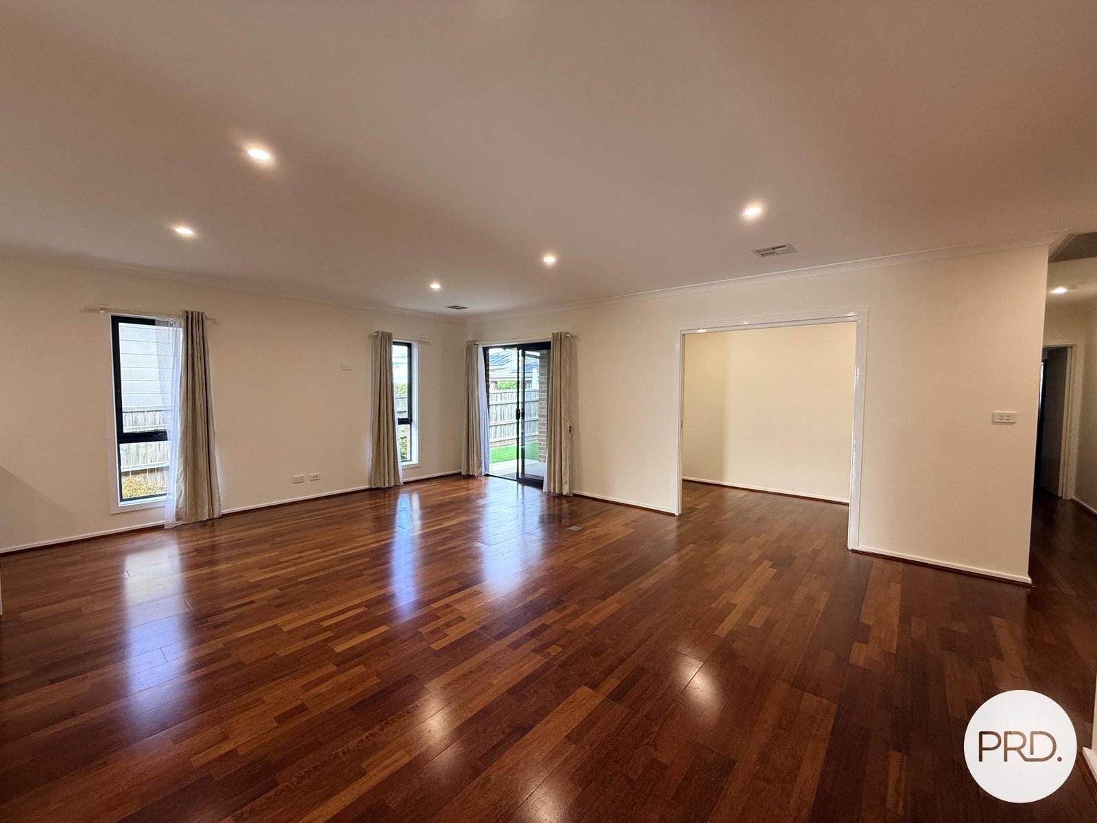 13 Rothera Street DENMAN PROSPECT 8