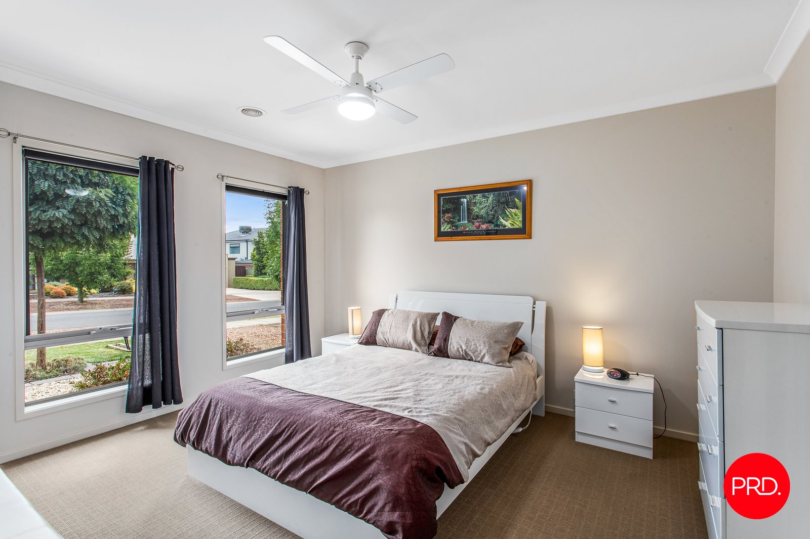 13 Roxburgh Crescent JUNORTOUN 11