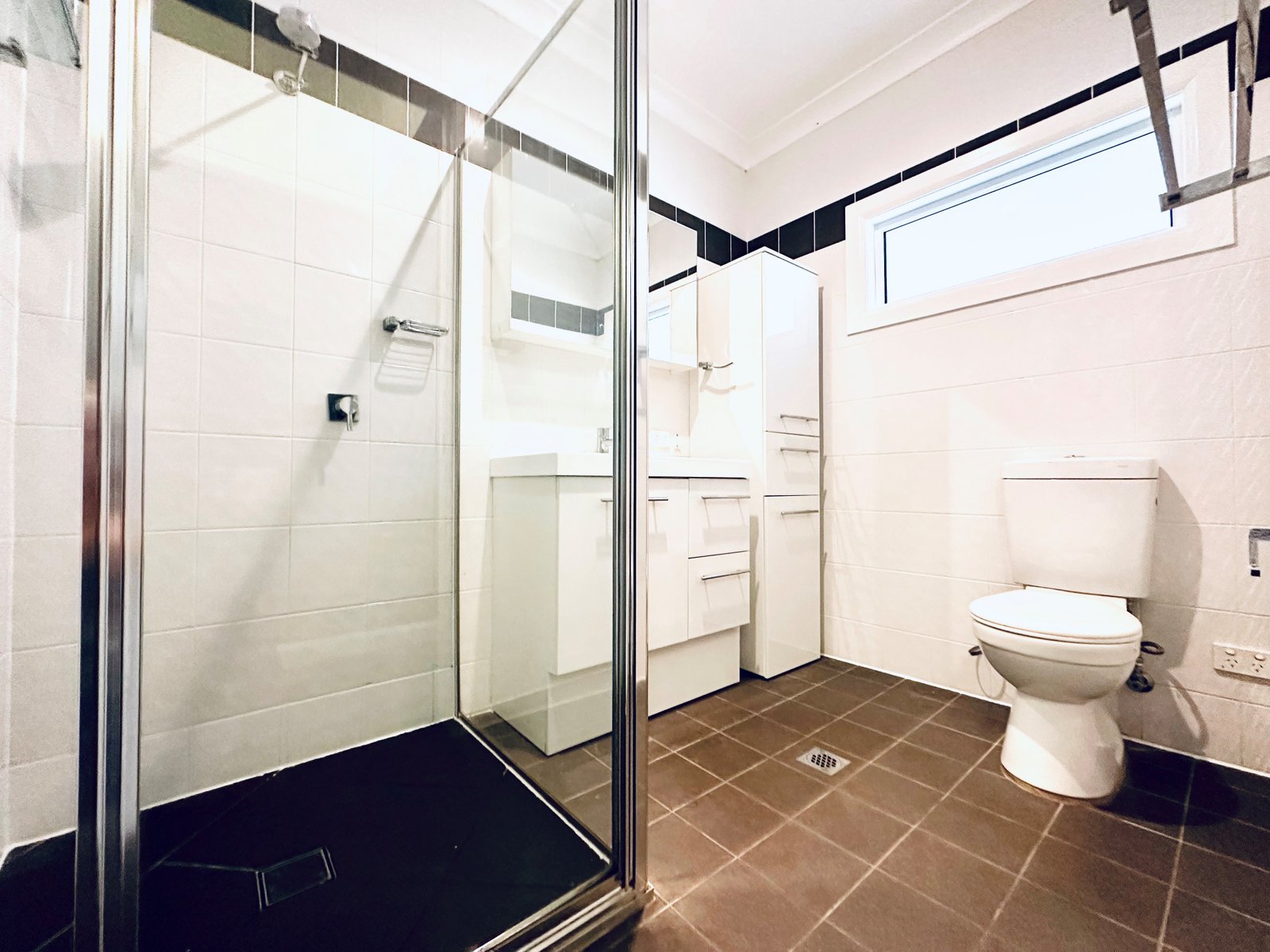 13 Russell Street TAMWORTH 4