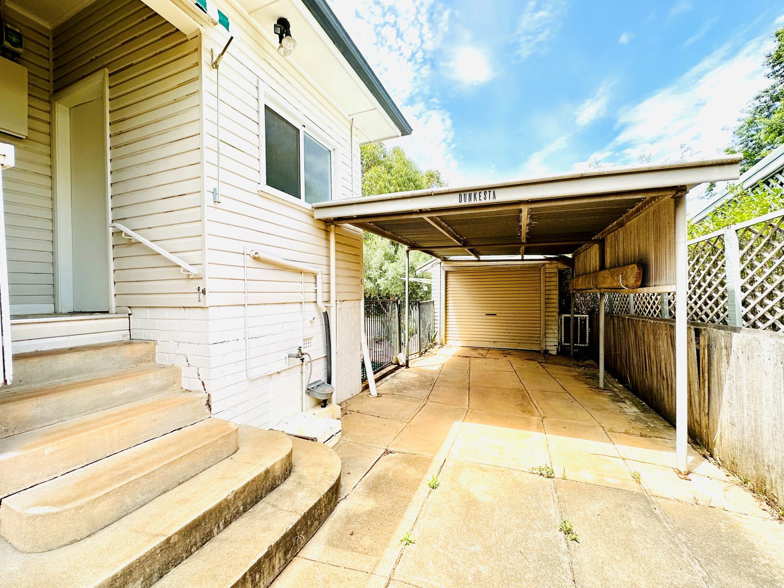 13 Russell Street TAMWORTH 9