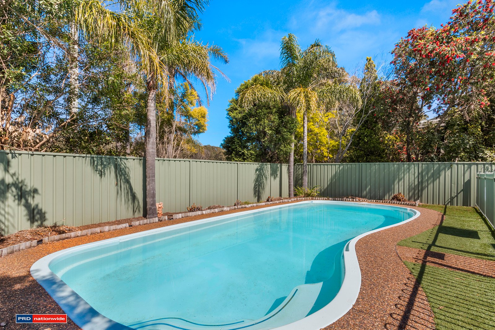 13 Salamander Gardens Court SALAMANDER BAY 17