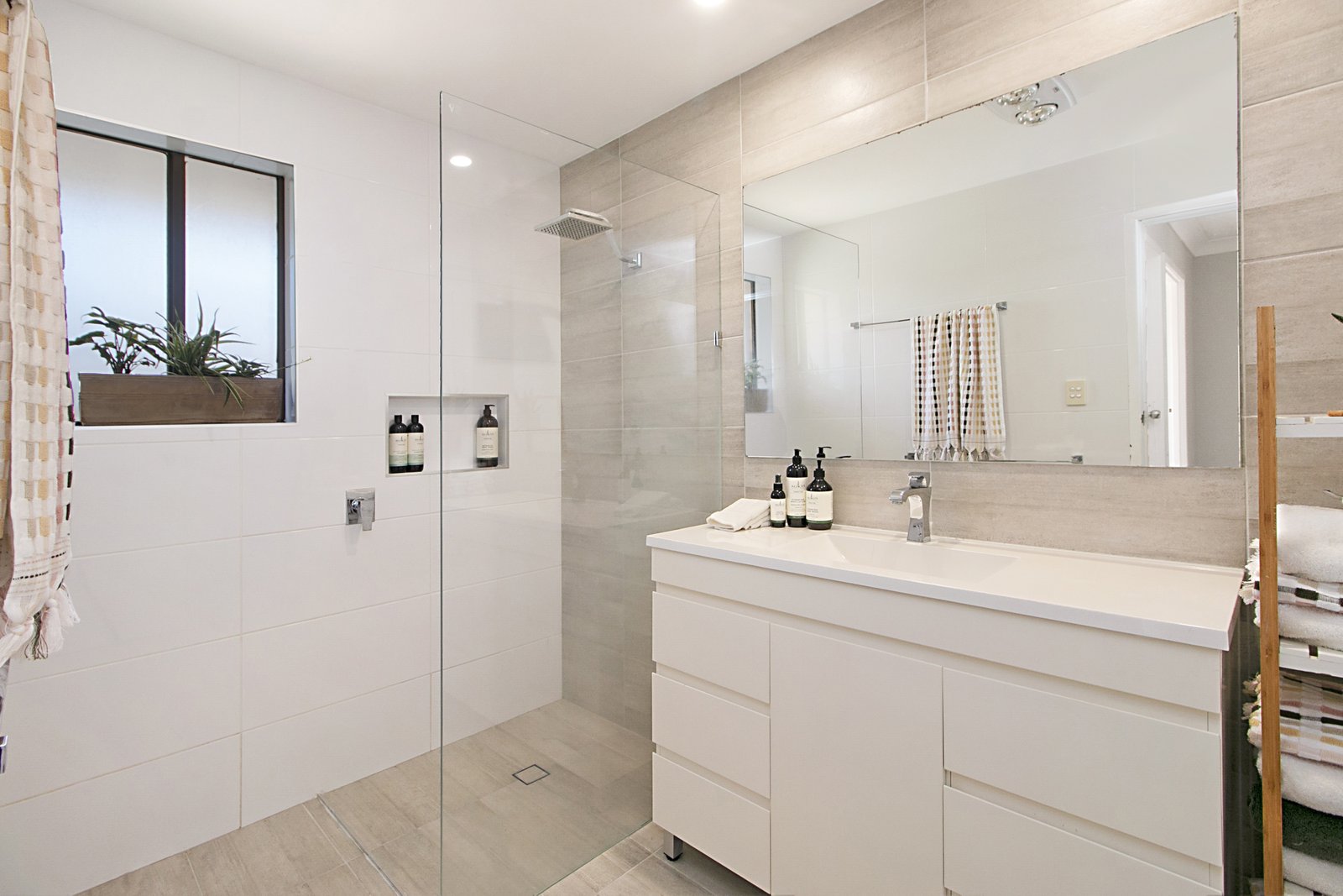 1/3 Sand Street KINGSCLIFF 12